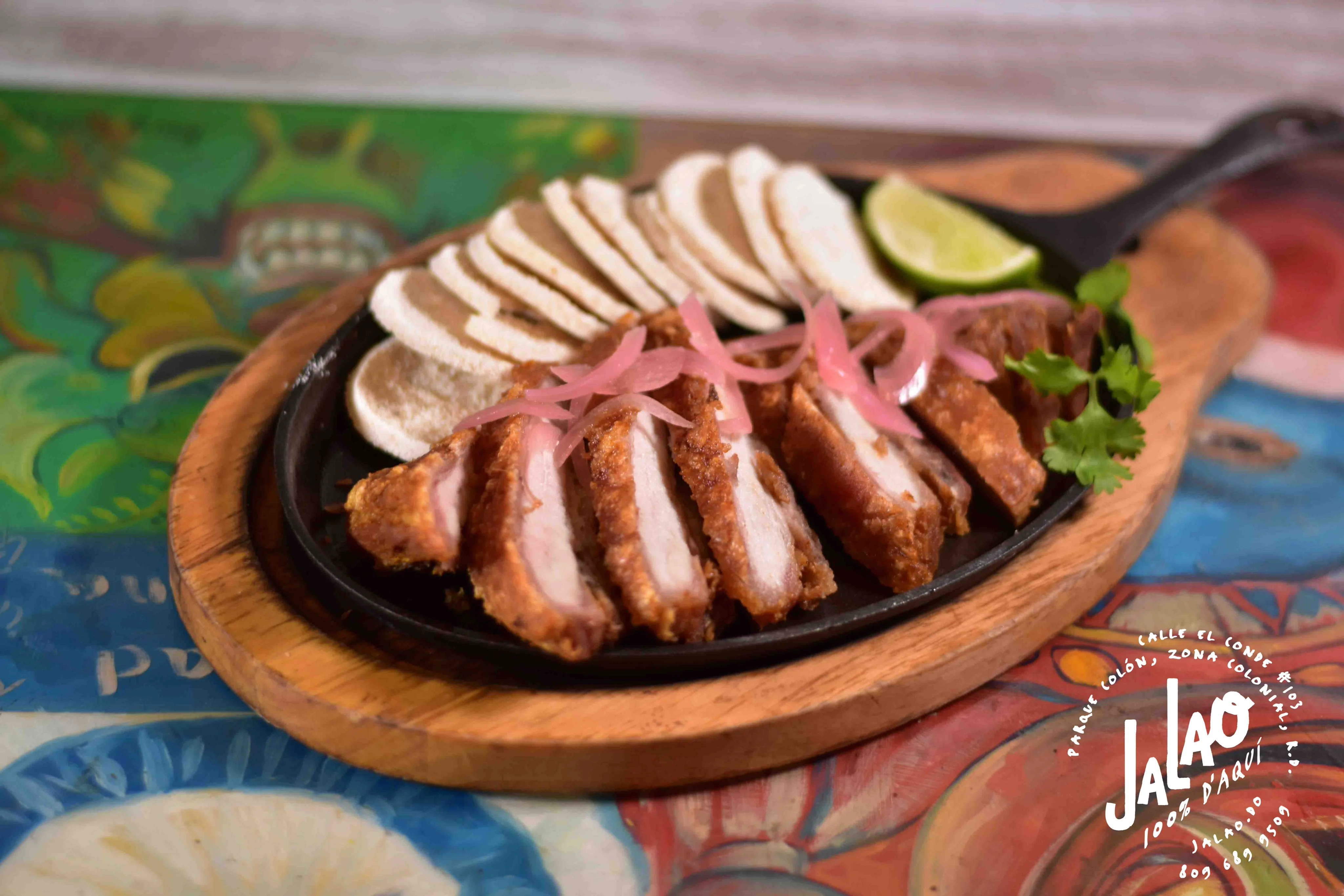 Plato dominicano de JALAO